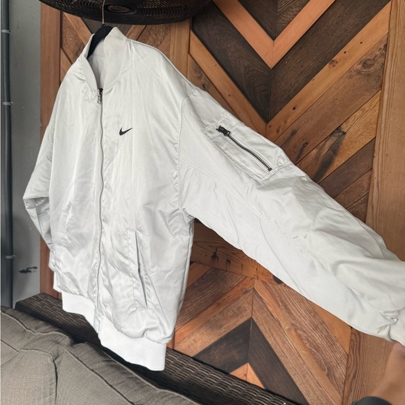 Nike Sportswear Women's Reversible Varsity Bomber Jacket size Large - Picture 14 of 16